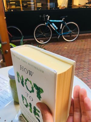 Book "HOW NOT TO DIE", in the store at Tokyo Juice in Tokyo