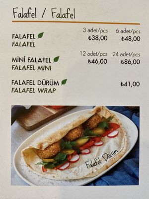 J’ai goûté au dürüm : tip top  at Tahin - Caferaga Mahallesi in Istanbul