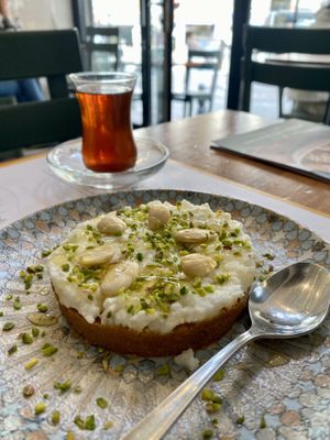 Mafruke 😋🤤  at Tahin - Caferaga Mahallesi in Istanbul