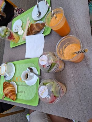 Breakfast at Cooofe Bar in Barcelona