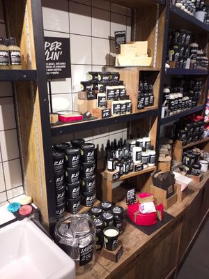 Moisturizer at LUSH in Valencia