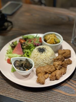 Salt and pepper set   at Neu Cat Cafe in Osaka