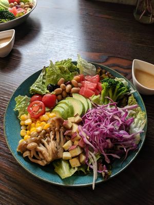 Buddha bowl at Neu Cat Cafe in Osaka