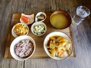 I ate soy meat and vegetable soup at the rescued cat cafe neu today.
It was very delicious. at Neu Cat Cafe in Osaka