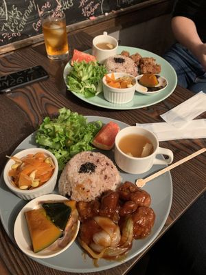 Soy chicken dishes at Neu Cat Cafe in Osaka
