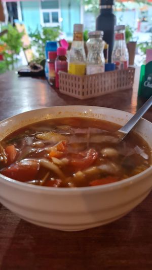 Tom yum at Nok's Kitchen in Koh Phangan