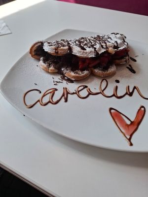  at WonderWaffel in Bern