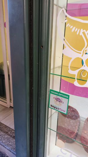 Happy cow sticker in window 🤩🤩🤩 at Smooth Operators in Bellagio