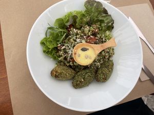 Falafel salad  at Tazza in Giro in Lisbon