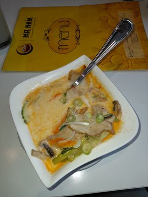 Kokosmilchsuppe mit veganem Sojafleisch :D at Mr. Nam  in Vienna