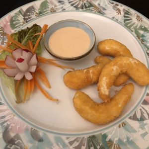 It says lobster but actually tempura shrimp  at Vegan Chay in Munich