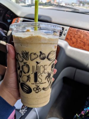 Golden milk smoothie at JuiceUs in Brownsville