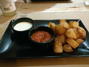 Patatas at Melocotón Vegan Burger in Barcelona