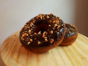 Los sabados tiene donas!!! at Futuro Veggie in Buenos Aires