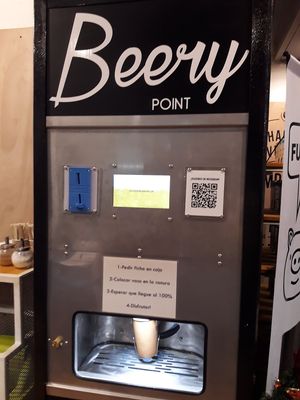 Maquina de chopp at Futuro Veggie in Buenos Aires