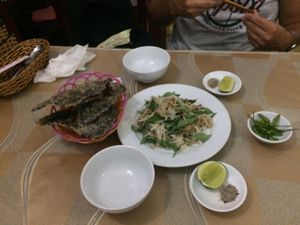 ";chicken"; salad at Co Tam in Nha Trang