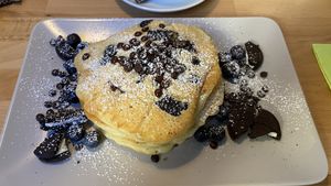 vegan pancakes with chocolate, oreo and blueberry😋  at Stadtflair in Koblenz