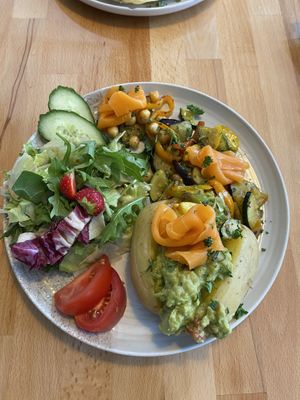Kartoffel Bunt + vegan lax (18€)  at Stadtflair in Koblenz