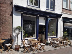 front with terrace at Jardin in Goes