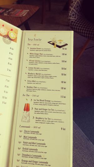 Inside at Un Dulce de la Vlad Muresan in Cluj-napoca