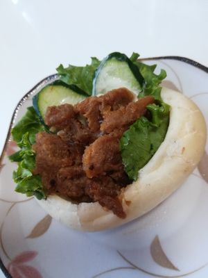 Soymeat sandwich at Union Bakery in Tokyo