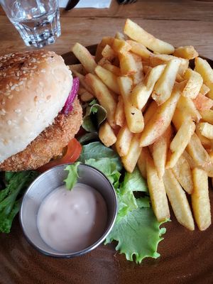 Vegan burger plus giant pile of fries at Gamli Baukur in Husavik