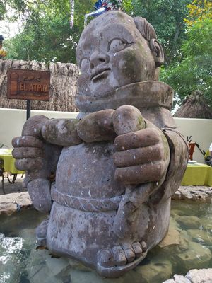 Fountain at El Atrio del Mayab in Valladolid