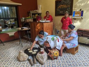 Cooking at El Atrio del Mayab in Valladolid