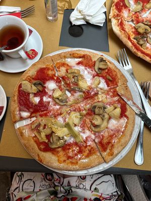   at La Sosta degli Artisti in Genoa