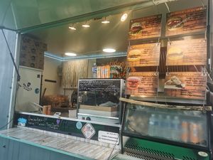 Oublié de prendre la photo du burger barbecue... une tuerie ! at Poseidon's Kitchen in Oleron