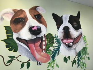 Cute wall mural at Bulldog Vegan in Paris