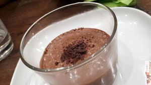 chocolate Mousse from Ara chocolatier at Bulldog Vegan in Paris