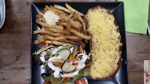 Croque monsieur at Bulldog Vegan in Paris