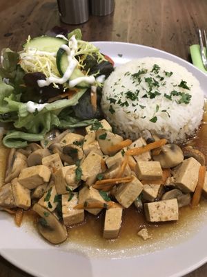Really good tofu 😋 at Bulldog Vegan in Paris