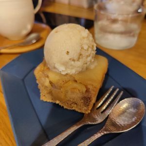  at alt. coffee roasters in Kyoto