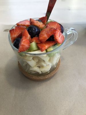 Fruit salad at Papaya in Faro