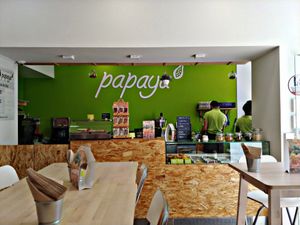 Inside at Papaya in Faro