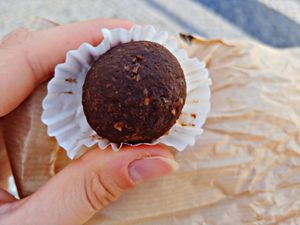 Vegan ferrero at Papaya in Faro