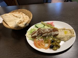 Falafel Teller   at Bistro de Libanon in Leipzig