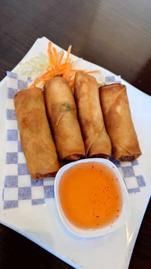 Egg rolls at Thai Lotus in Corona