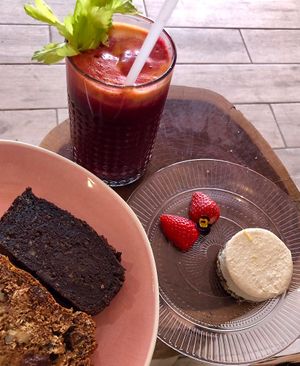 Cake and juice at Tierra in Tenerife