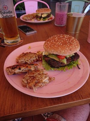 Breakfast in a bun burger at Tierra in Tenerife