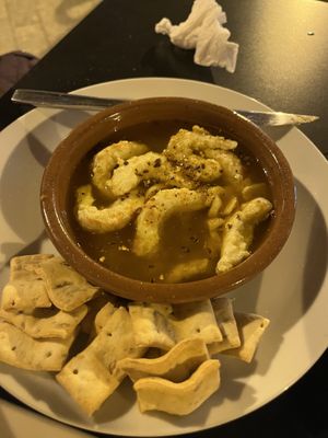 Gambitas al ajillo 😋😋   at Pipoca in Murcia