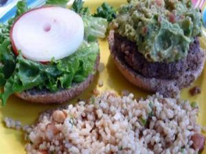 guacamole burger at The Spot Natural Foods in Hermosa Beach
