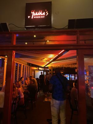 Great vibes, nice ambiance  at Yulli's in Byron Bay