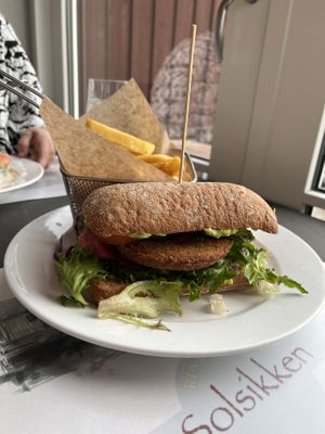 “Solsikken veggie burger”   at Solsikken ApS in Skaelskoer