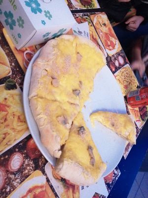 Pizza at Level Up in Bucharest