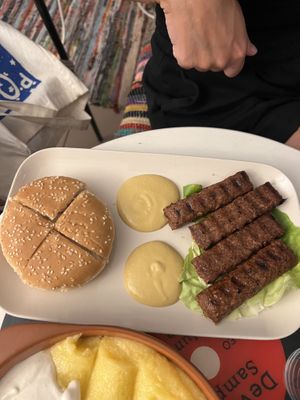 Vegmici  at Level Up in Bucharest