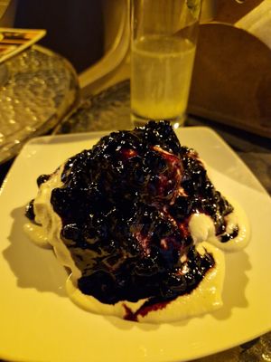 Papanas 🤩 at Level Up in Bucharest