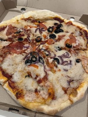 Pizza  at Level Up in Bucharest